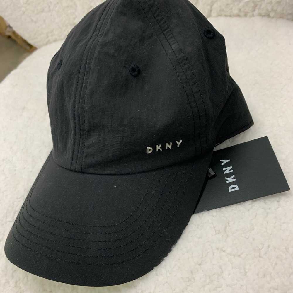 New DKNY Cap